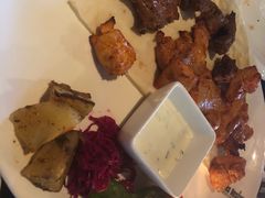 -Efes Turkish & Mediterranean Cuisine 艾菲斯餐厅(陆家嘴店)