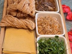 -凤凰园烤鸭店·唐山菜·传承花椒肉(老唐丰路店)