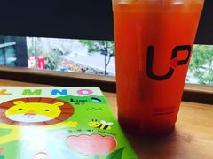 -西西弗书店&矢量咖啡(凯德晶萃广场店)