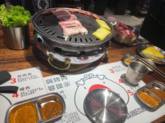 -悟能八戒烤肉自助(秦隆步行街店)