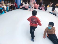 -蒙特利亲子乐园