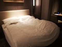 -上海世茂皇家艾美酒店