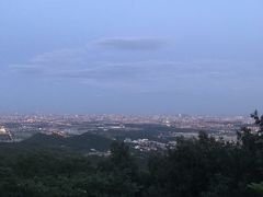 -鬼笑石后山停车场