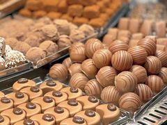 -Laderach 莱德拉(上海环贸iapm店)