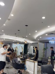 -八佰伴8008星级形象店