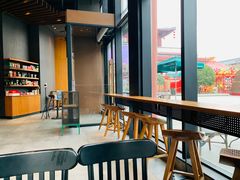 用餐区-星巴克(西安曲江银泰店)