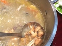 -野菌皇海景野生菌火锅(滨海大道店)
