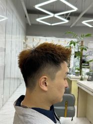 点击看大图 -秦·专注剪发