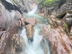 -鄣山大峡谷