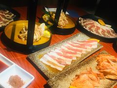 -山之屋炭火烧肉·生啤畅饮(大朗万科中央公园店)