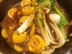 -胡须佬鸡煲四季火锅店(石厦西村直营店)