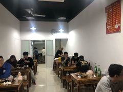 大堂-阿姨小肉摊(同济西苑店)