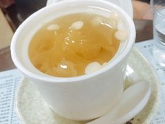 莲子雪耳糖水-仁信双皮奶(东川路店)