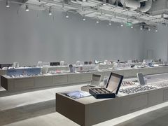 -JINS(上海环球金融中心店)