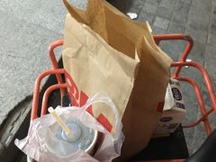 -麦当劳(乳山路店)