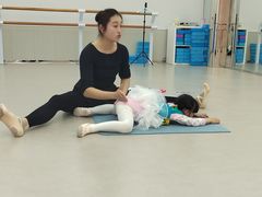 -红舞鞋舞蹈教育(近江校区)