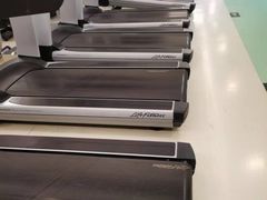 -宝力豪健身(中粮广场店)