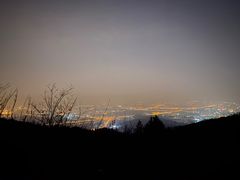 -鬼笑石后山停车场