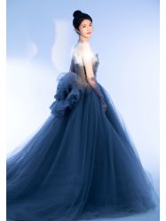 -雪中彩影婚纱摄影·微光艺术中心