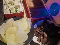 -晓宇重庆火锅(西安荟聚店)