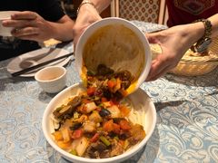 过油肉拌面-巴扎美食·新疆菜·西域歌舞表演餐厅(新疆大厦店)