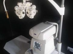 -罗伯特眼镜·蔡司官方授权(罗湖国贸店)