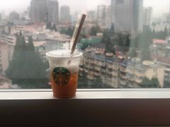 -星巴克臻选(南京金茂览秀城店)