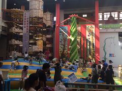 -蒙特利亲子乐园