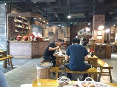 -白乐天毛肚火锅馆(南滨路店)