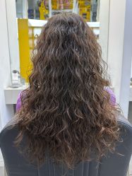 -卓梵美发·精品Salon