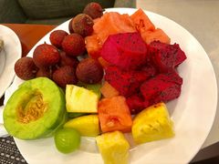 -元一希尔顿酒店·鲜切牛肉火锅禅自助餐厅