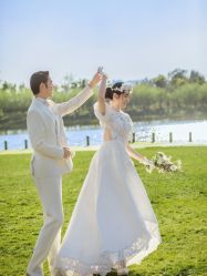 -挪娅婚纱摄影皇家会所