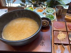 -银米·云南传统过桥米线(双廊黑金冠店)
