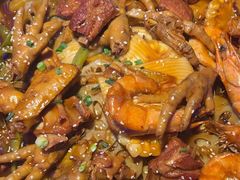 -徐记小怪兽肉蟹煲店(哈西万达金街店)