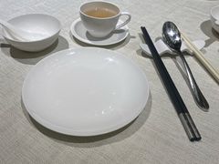 餐具摆设-御宝轩(益丰·外滩源店)
