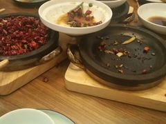 -九锅一堂酸菜鱼(万达广场店)