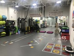 -APT运动康复中心(徐汇万科店)