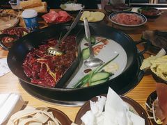 -乐闹闹重庆火鍋(民治店)