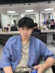 -Z.X HAIR SALON张新美业