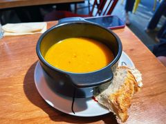 南瓜粥与酸面包-Mesa Madre梅萨妈妈·Bintana(国贸店)