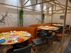 -渝信川菜 · 川味家常菜(财富购物中心店)