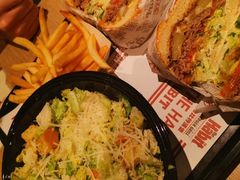 -The Habit Burger Grill 哈比特汉堡(爱琴海店)