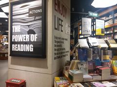 -西西弗书店&矢量咖啡(凯德晶萃广场店)