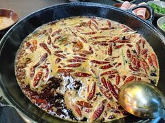 -四小区火锅·巷子里的重庆火锅(花照壁店)