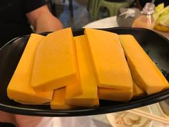 南瓜-鲜入围煮花胶鸡海鲜火锅