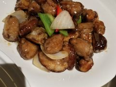 -八府香鸭·啫啫煲(华山路店)