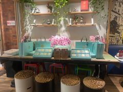 -渝信川菜 · 川味家常菜(财富购物中心店)