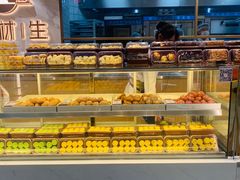 面包甜点陈列柜-糕材生(龙湖北京大兴天街店)