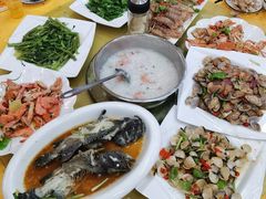 -春园海鲜广场D区6号(钟姐海鲜加工店)