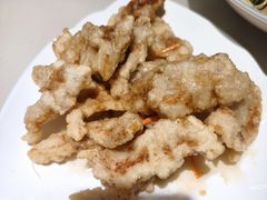-老码头黑皮肘子锅包肉(赣水路店)